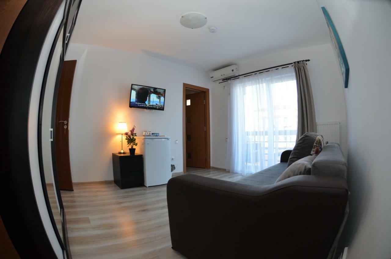 California Dreaming Hotell Năvodari Eksteriør bilde