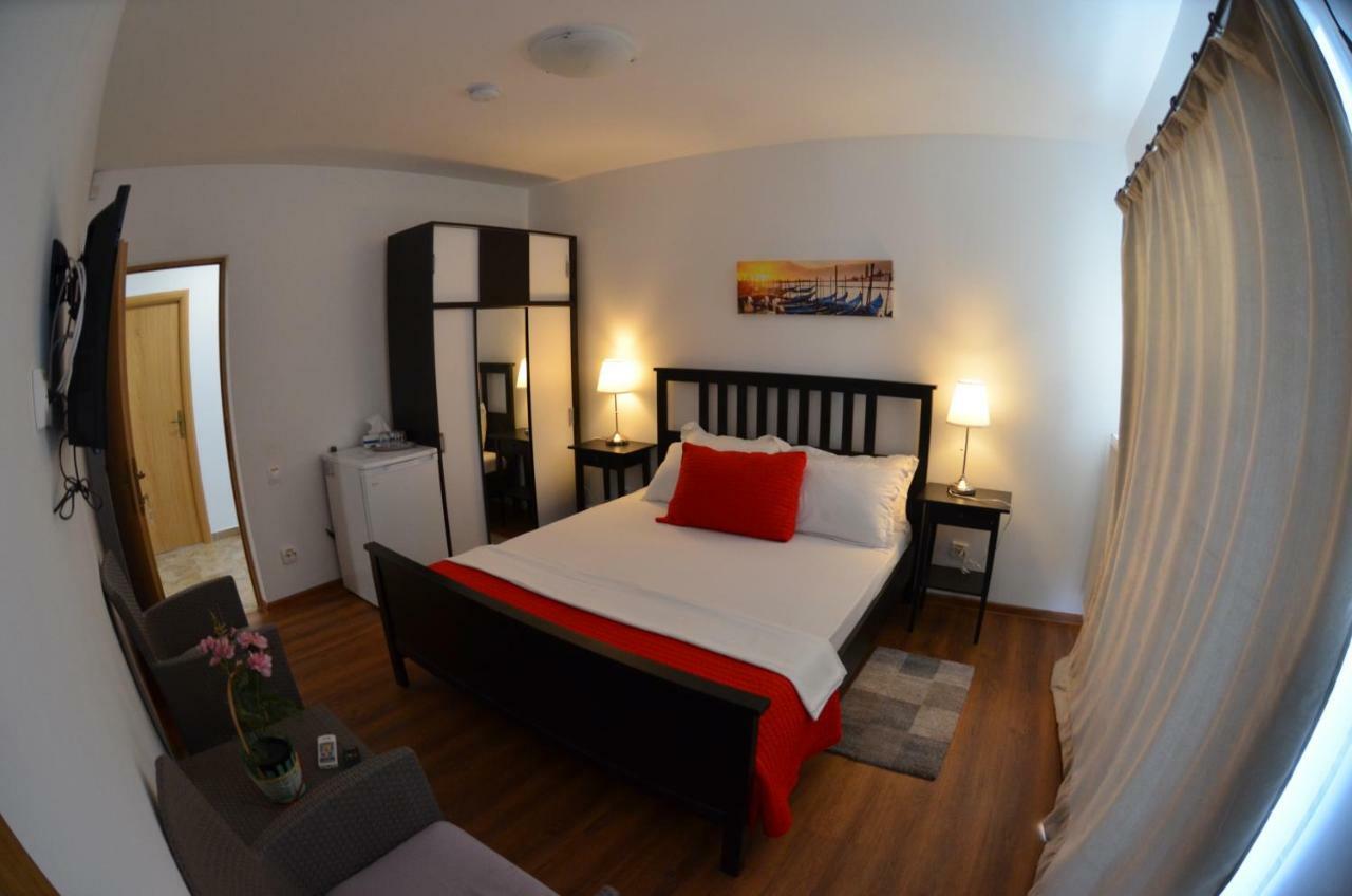 California Dreaming Hotell Năvodari Eksteriør bilde
